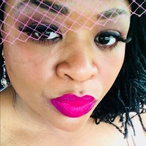 Meet your Posher, Nicollette